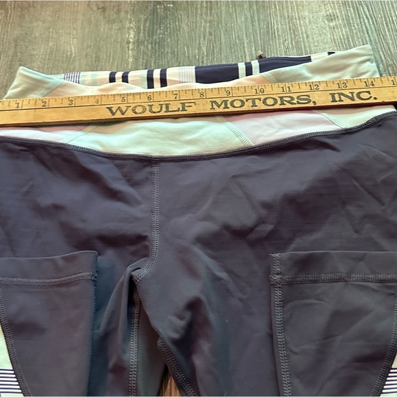 Lululemon Liw Rise Leggings Size 6 - Picture 4 of 4